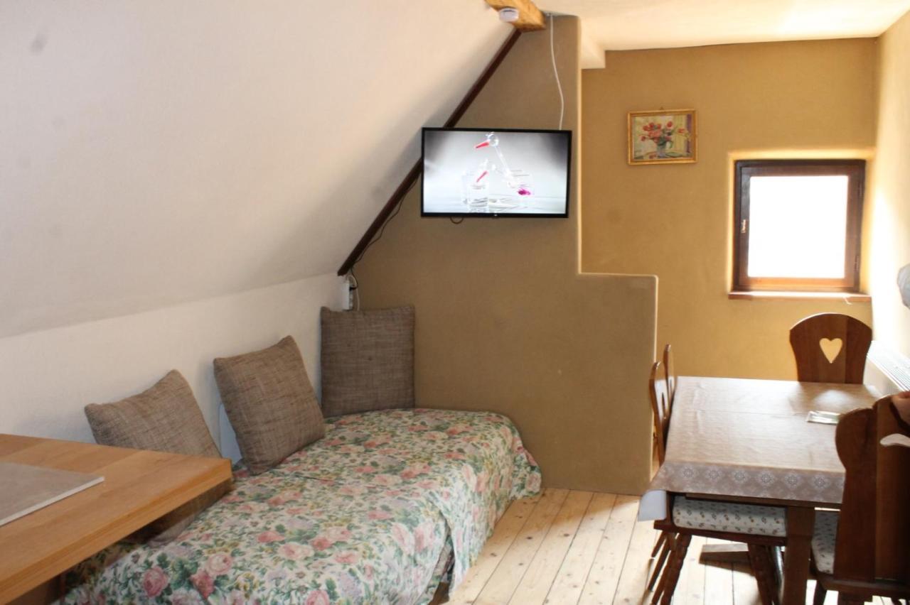 Feriengut Zum Trinkstorch Appartement Leinsweiler Buitenkant foto