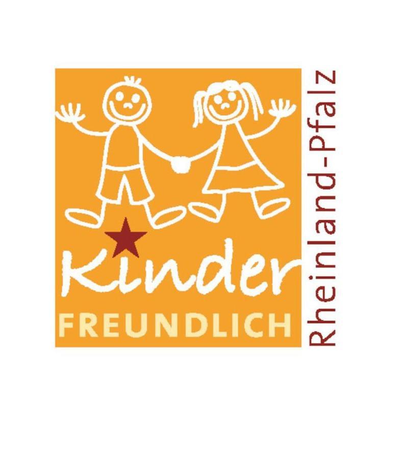 Feriengut Zum Trinkstorch Appartement Leinsweiler Buitenkant foto